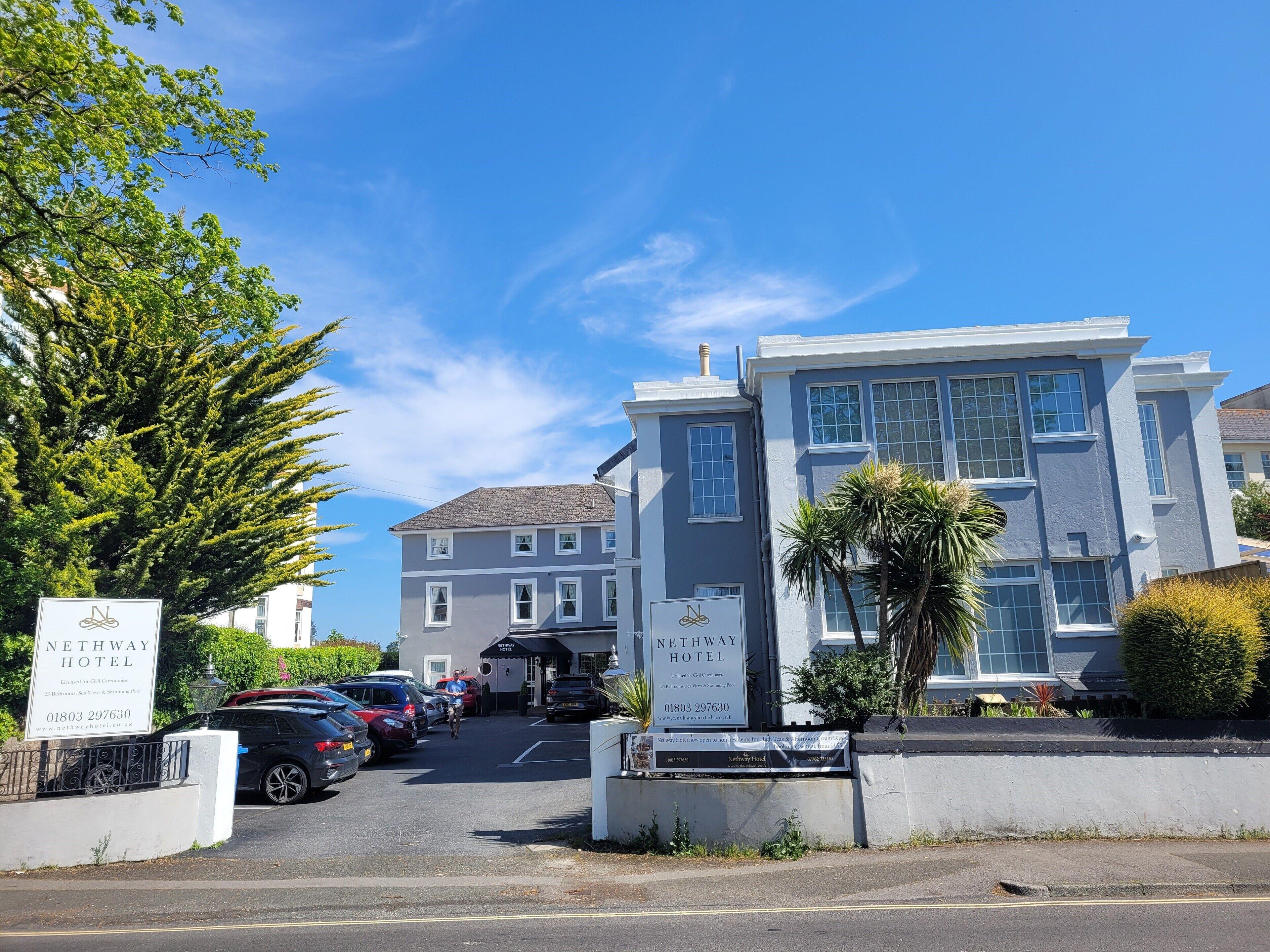7 Central Hotels Near Torquay Golf Club for Easy Access