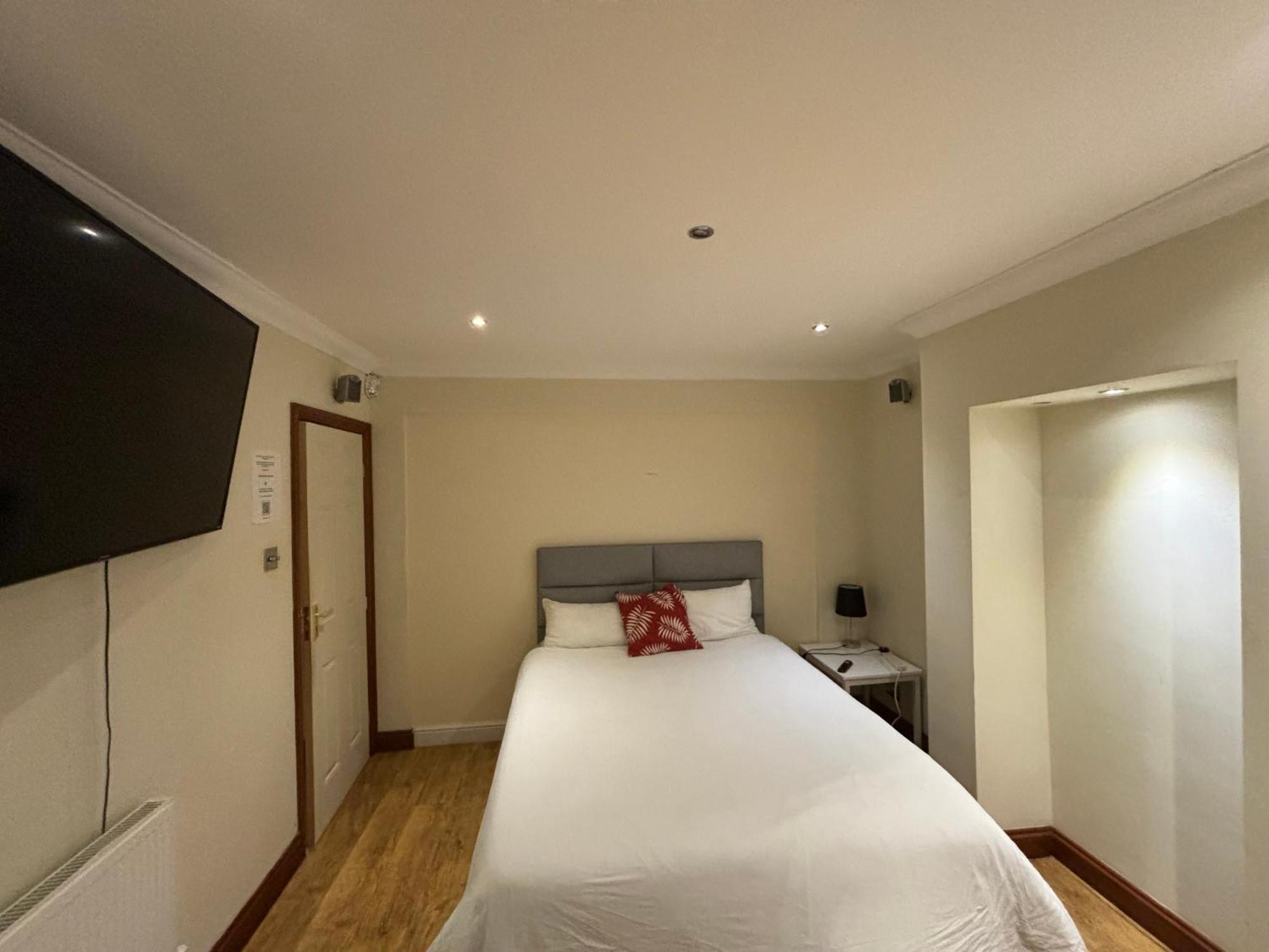 6 Budget Hotels in Greater Bristol for Smart Travellers