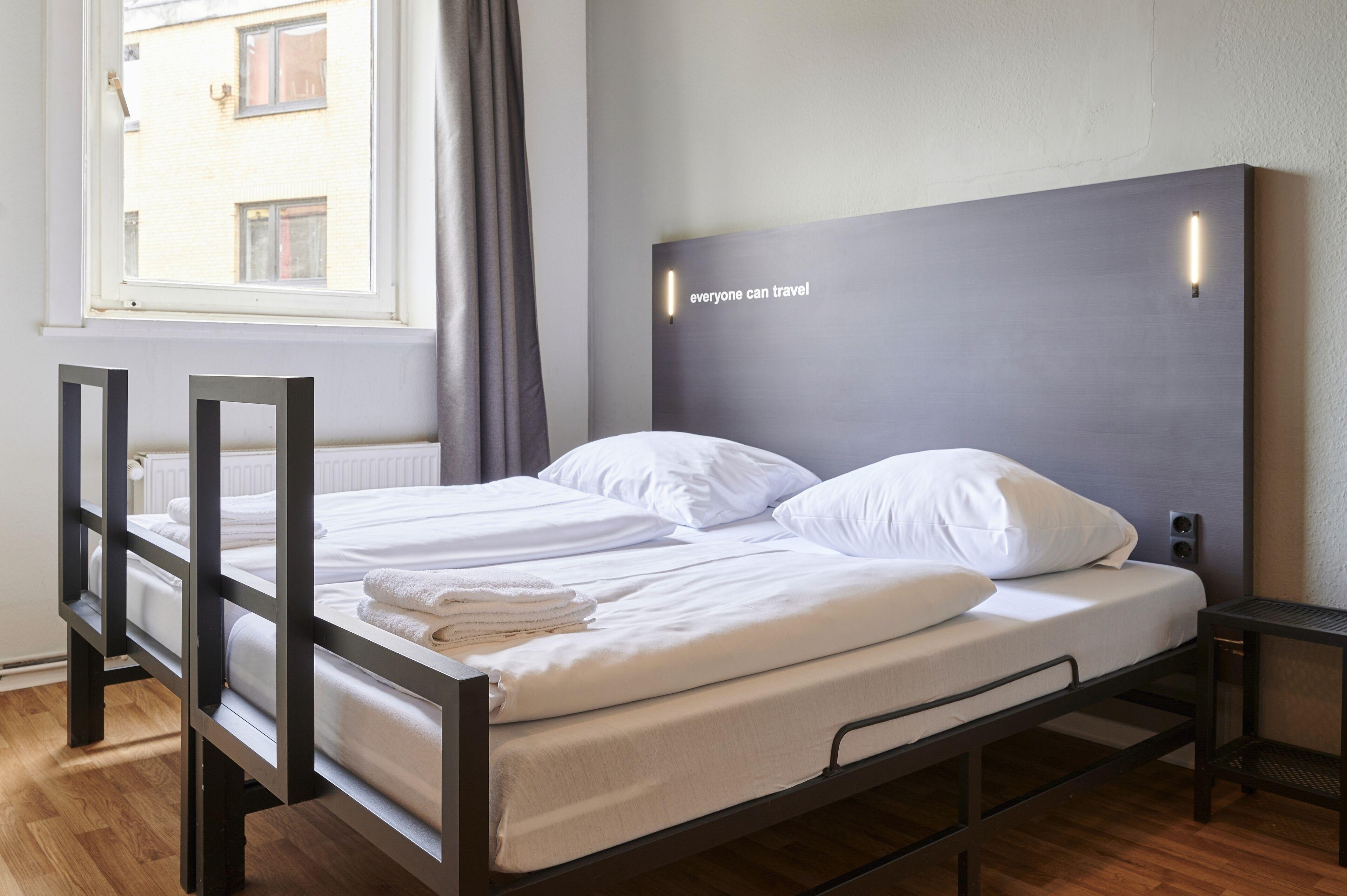 6 Smart Budget Hotels Near Zoo Hagenbeck Worth Booking