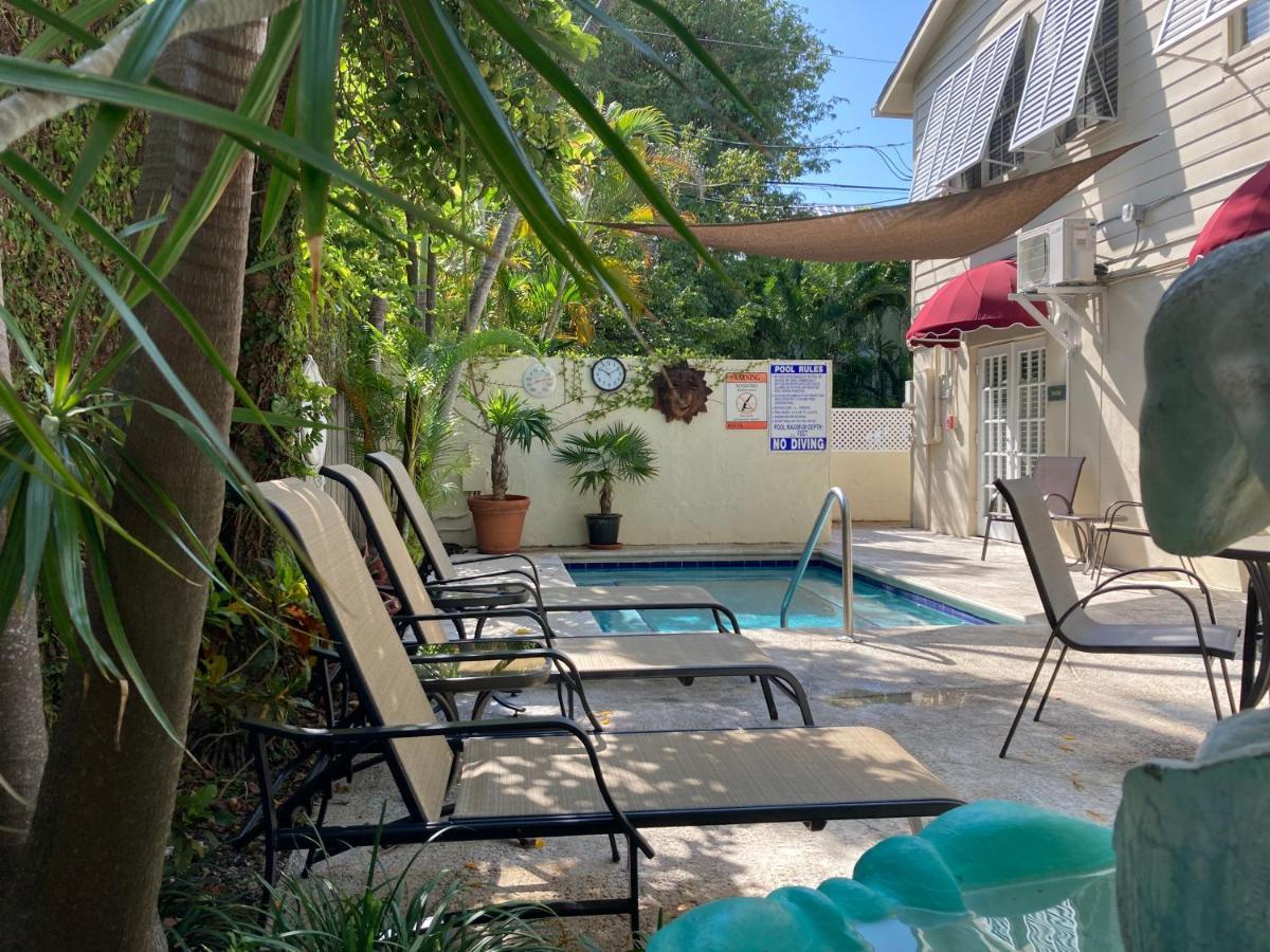 Staying Near Truman Little White House: 5 Key West Hotels Compared