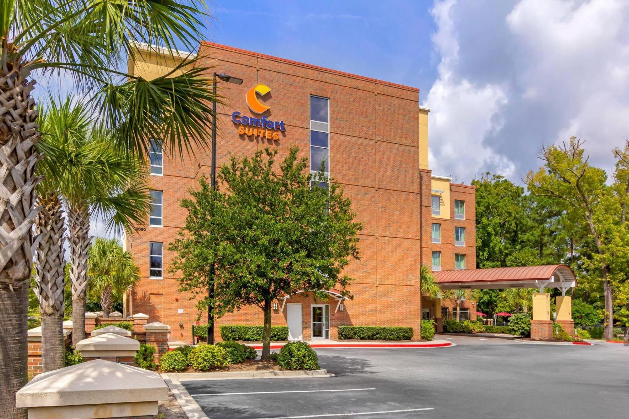 6 Business Hotels in West of the Ashley Worth Booking