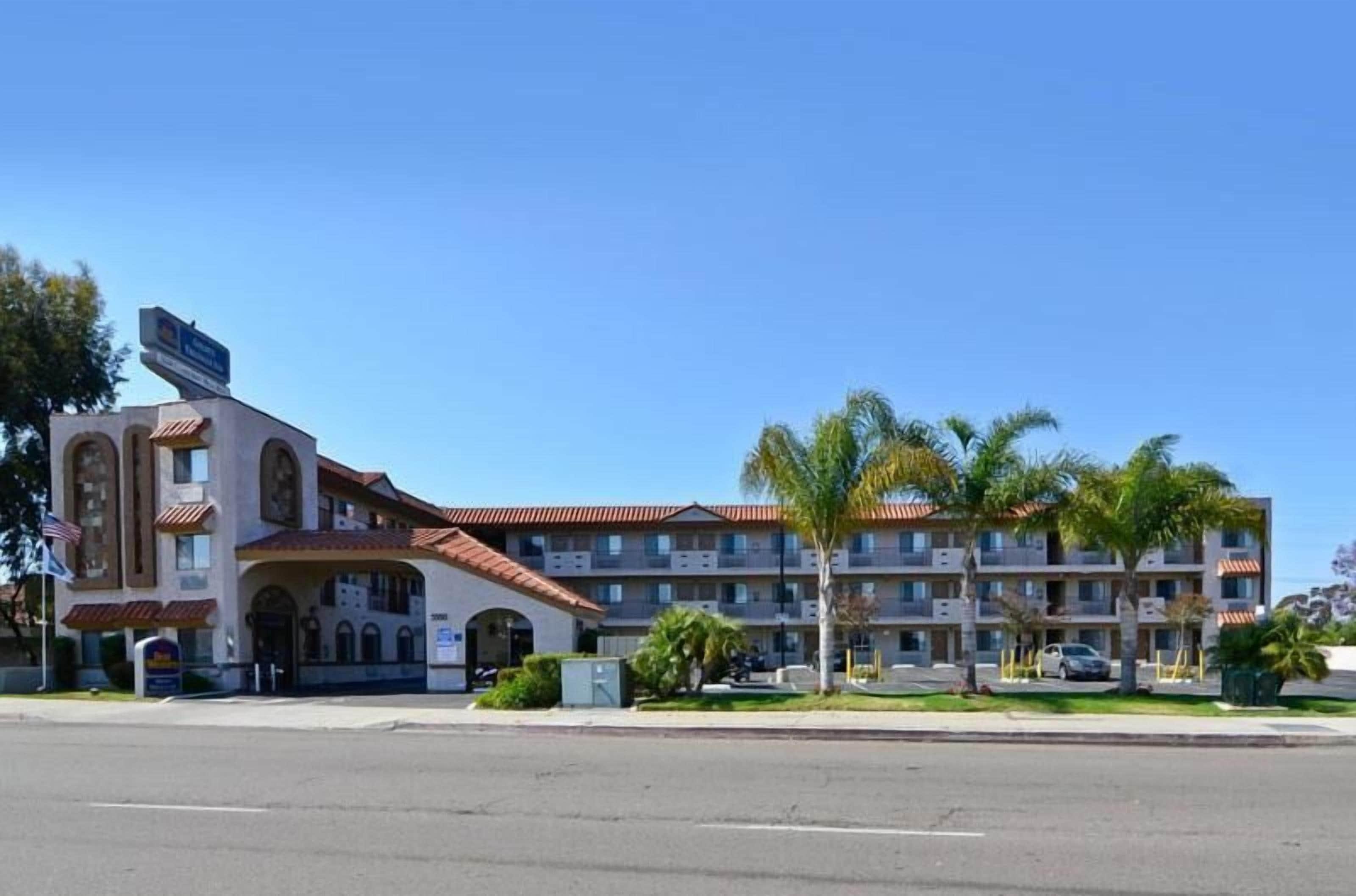 Where to Stay Near Marinello School of Beauty: 4 Budget Hotels
