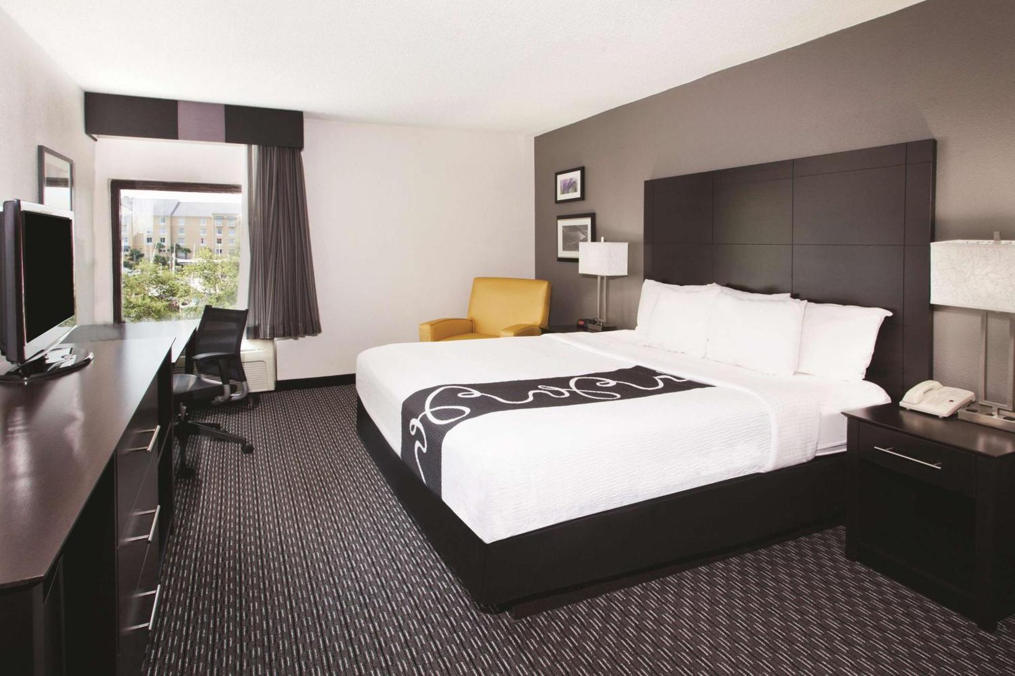 Staying Near Johnson Hagood Stadium: 4 Business Hotels Compared