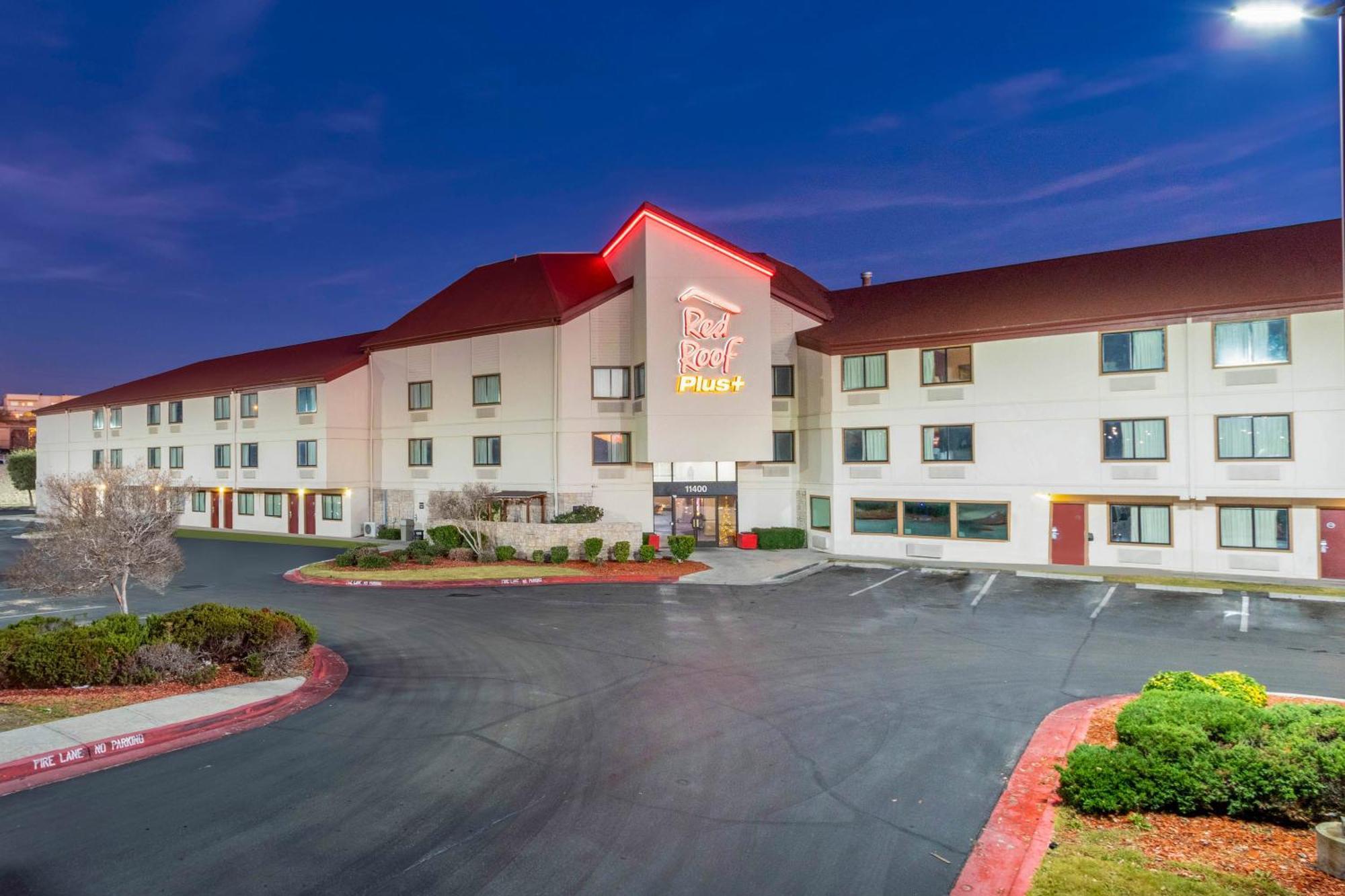 Staying Near Ascarate Park: 6 Business Hotels Compared