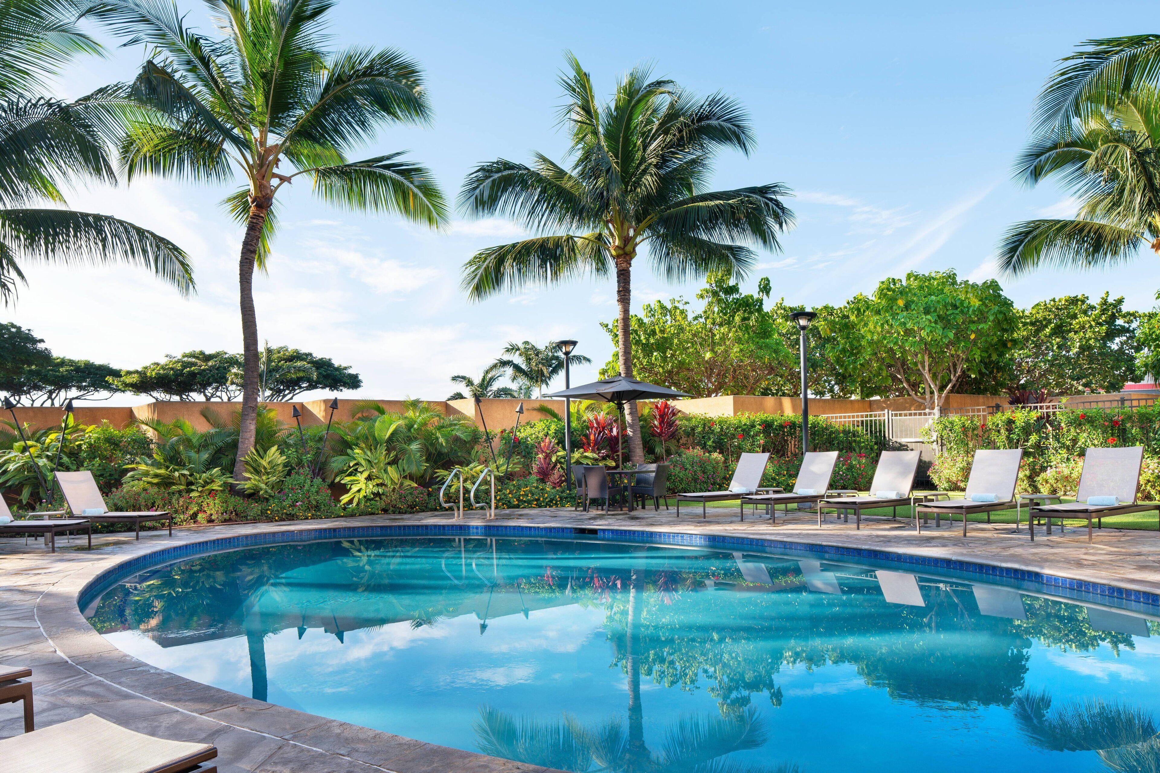 Staying In Hawaii: 4 Business Hotels Compared