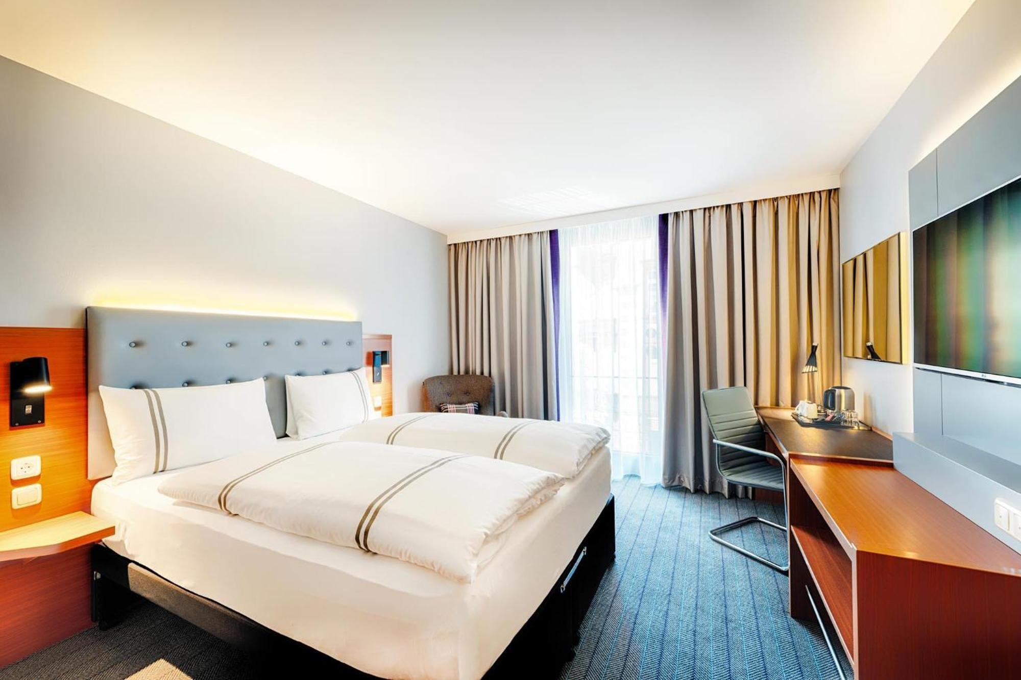 7 Design Hotels Near Bockenheimer Warte Worth Booking