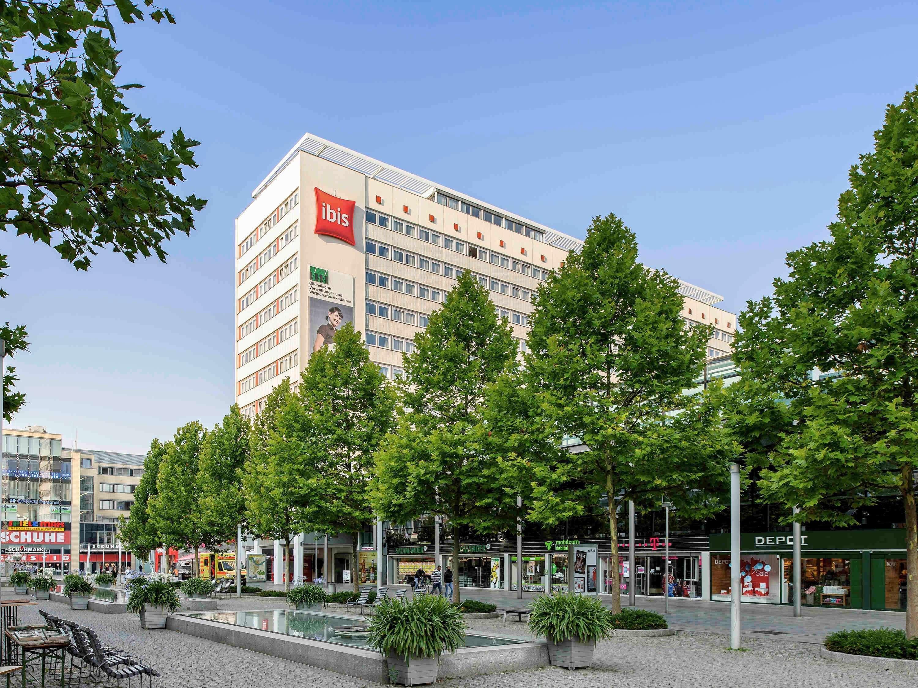 10 Top-Rated Central Hotels in Dresden's Altstadt