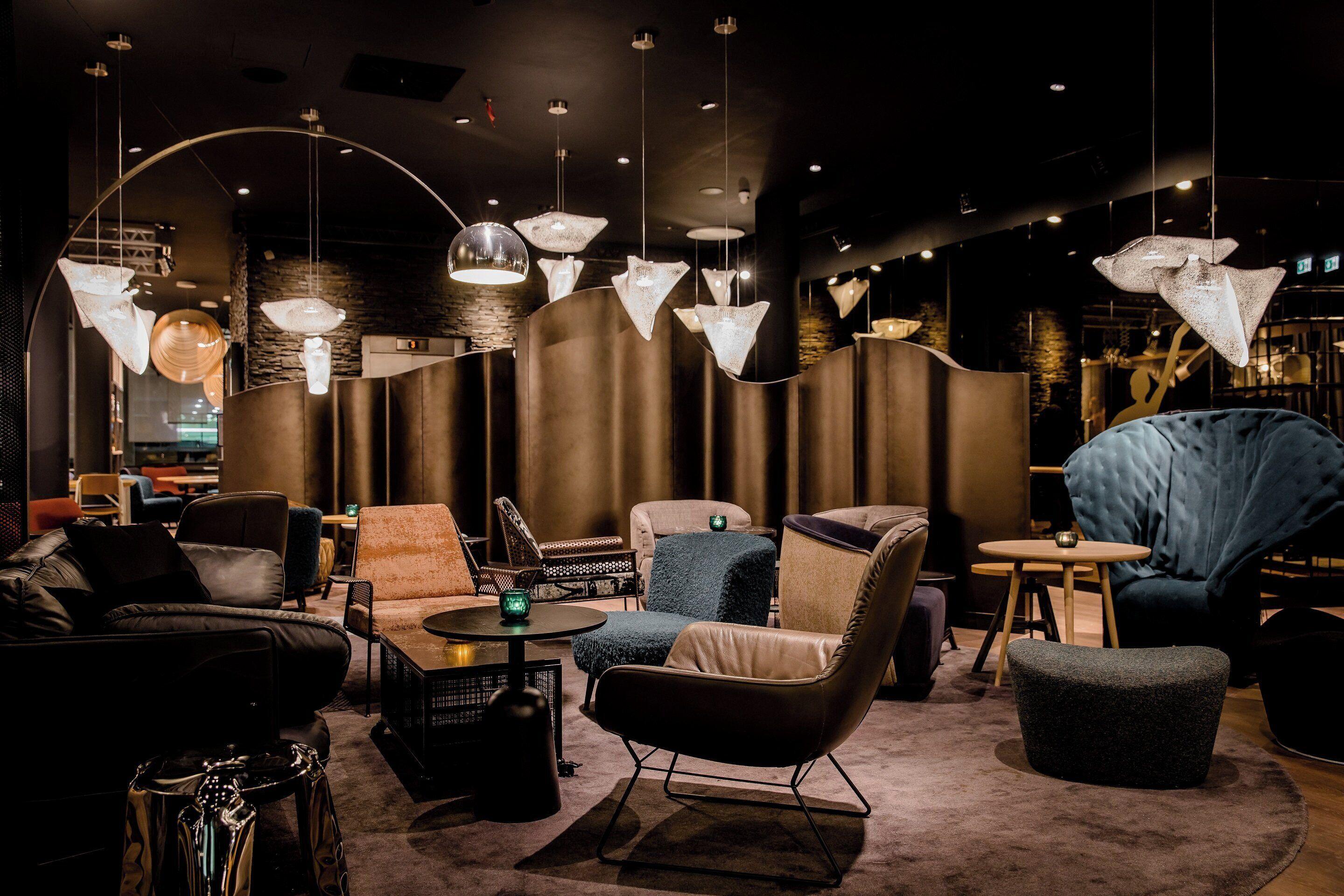6 Smart Central Hotels In Stuttgart-Mitte Worth Booking