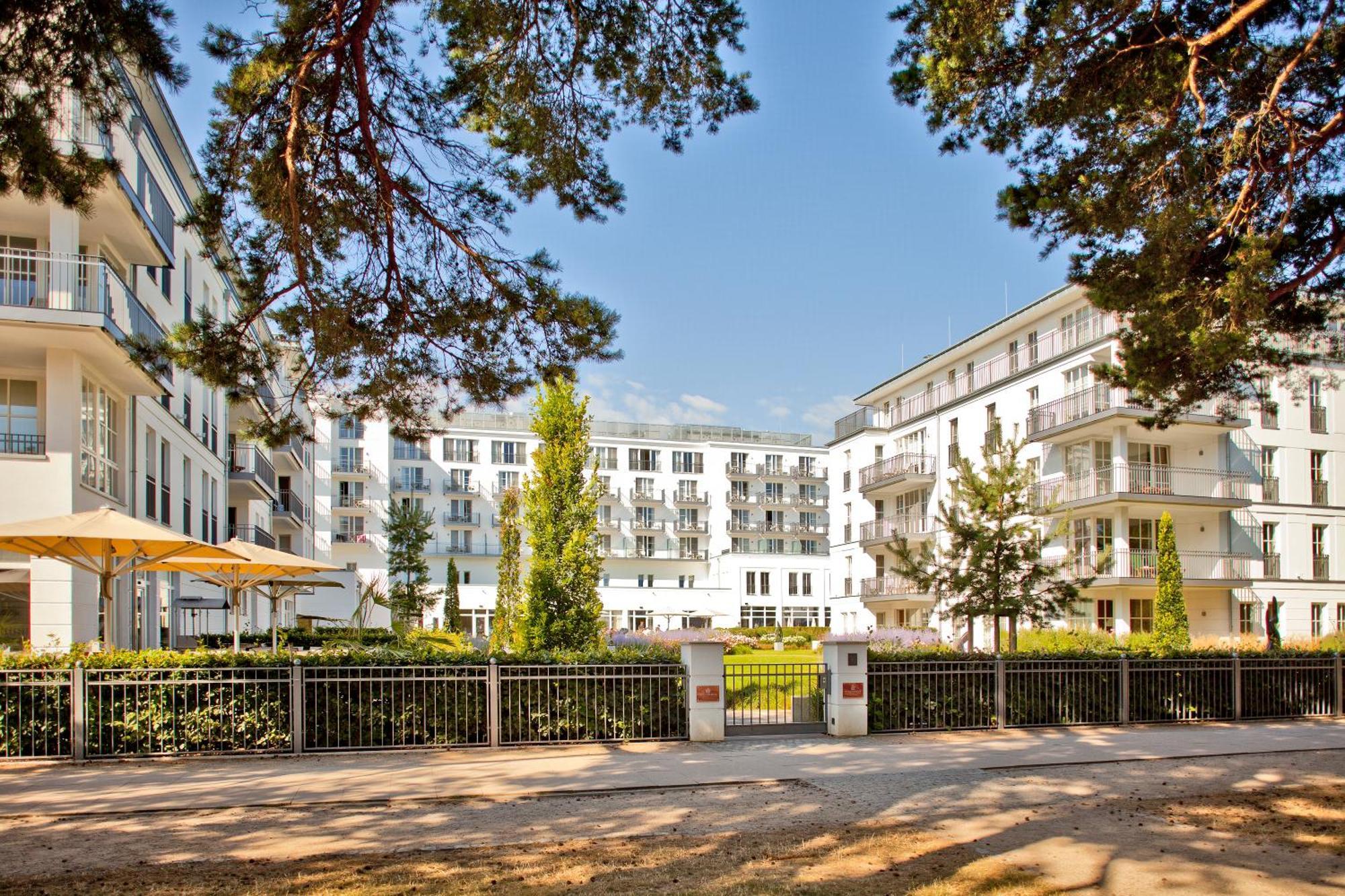 Where to Stay Near Zdrojowy Park: 5 Family Hotels Reviewed