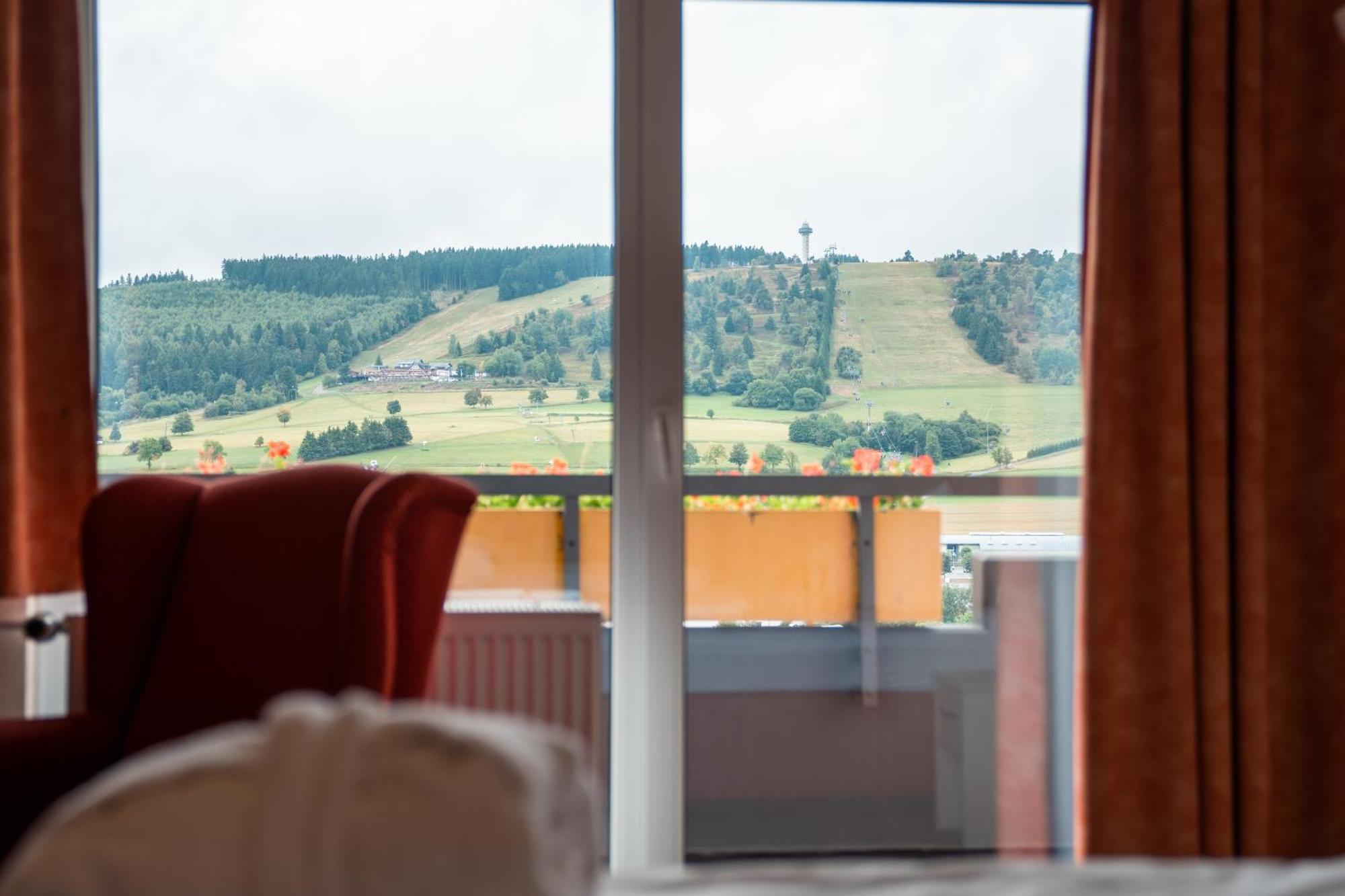Where to Stay Near Eschenberg 1 Ski Lift: 4 Central Hotels