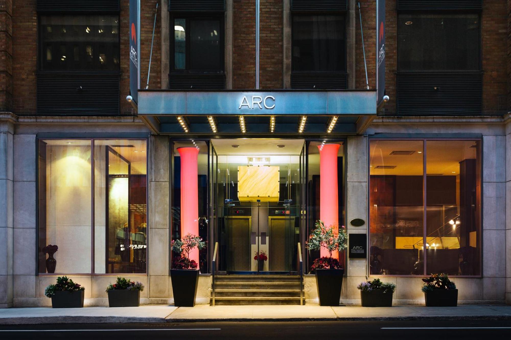 Staying In Centretown: 7 Four-Star Hotels Compared