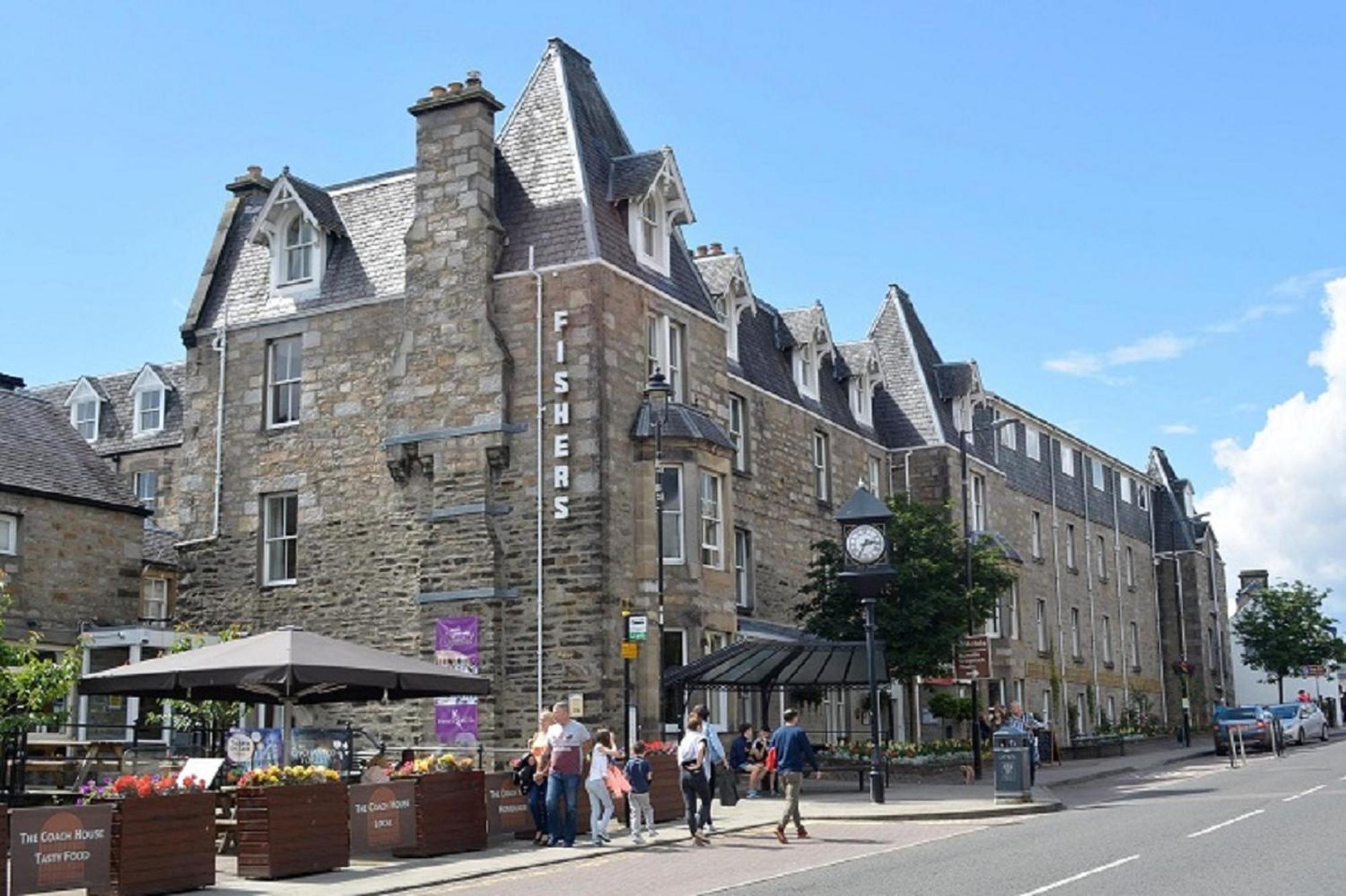 2 Central Pitlochry Hotels Close to The Sheep Shop